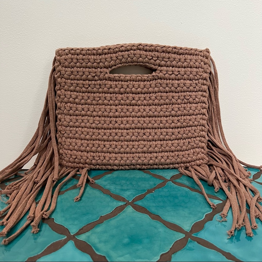 Binge Knitted Clutch - Frida - Picture 3 of 10